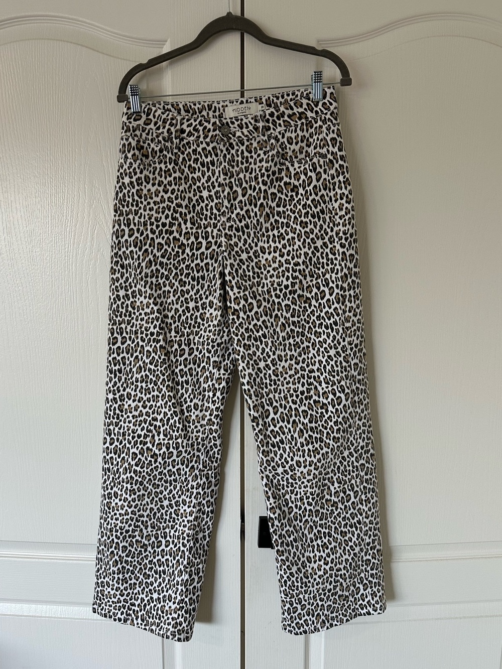 hidden leopard cheetah print denim jeans - Picture 2 of 4